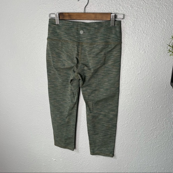 Athleta Cropped Leggings size small - Picture 5 of 7